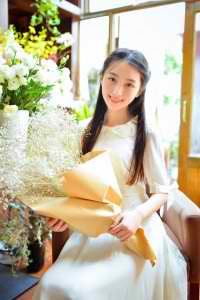 假扮女佣